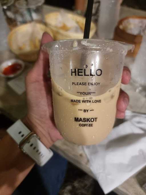 Maskot Coffee 10