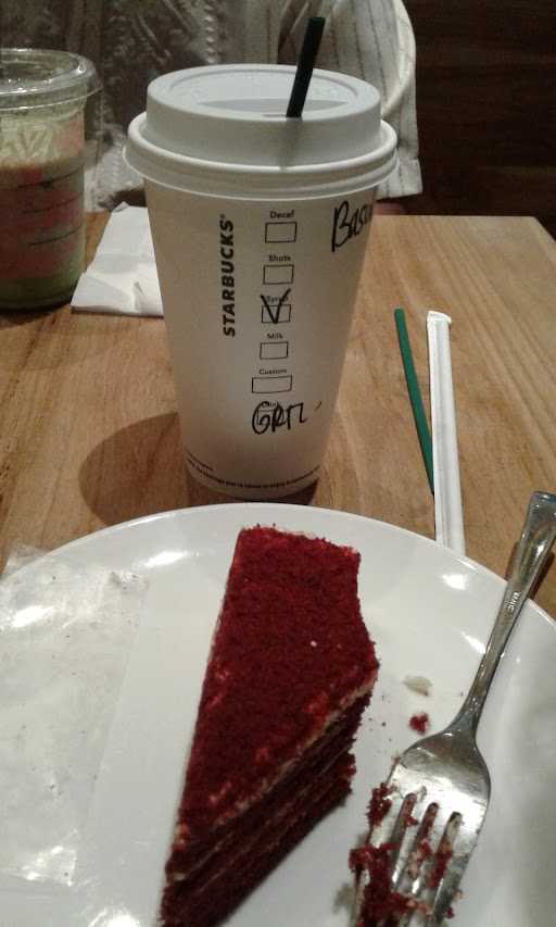 Starbucks Jatiasih 8