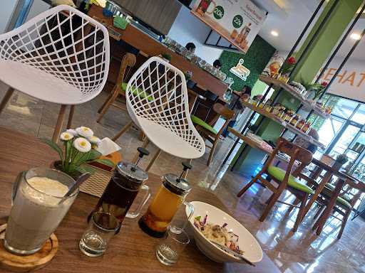 Cafejsr, Cafe Rempah Resto Herbal Bekasi By Dr. Zaidul Akbar 3