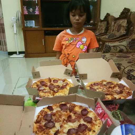 Domino'S Pizza 4