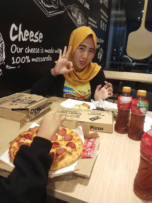 Domino'S Pizza 7