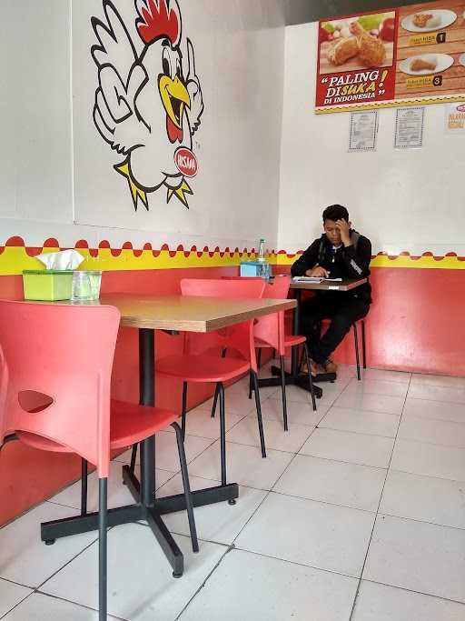 Hisana Fried Chicken Duta Indah 9