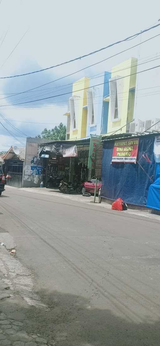 Ketupat Sayur Uni Reni Padang 2