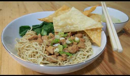 Mie Ayam & Bakso Kadung Tresno 3