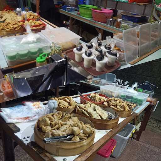 Nasi Uduk & Kuning Ibu Bambang 5