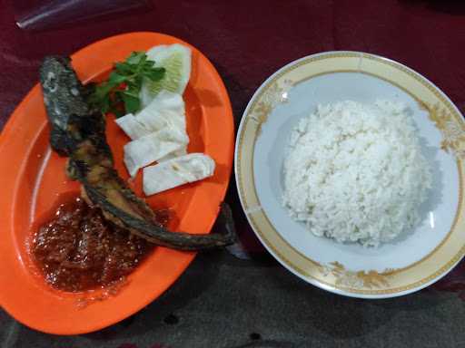 Pecel Lele 84 Jatibening 9