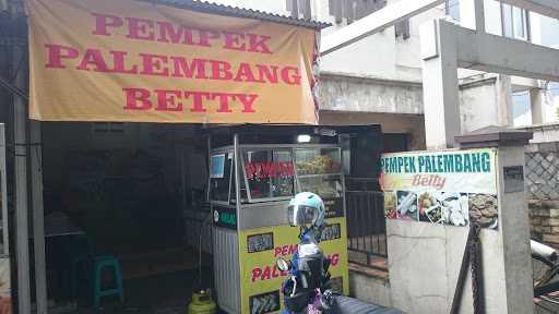 Pempek Palembang Betty 1