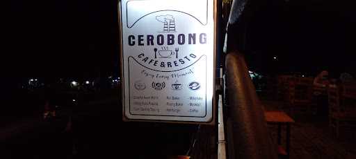 Cerobong Cafe & Resto 9