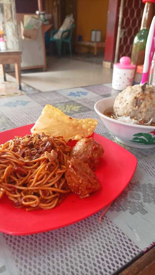 Bakso R3 Cabang Jatibarang 9