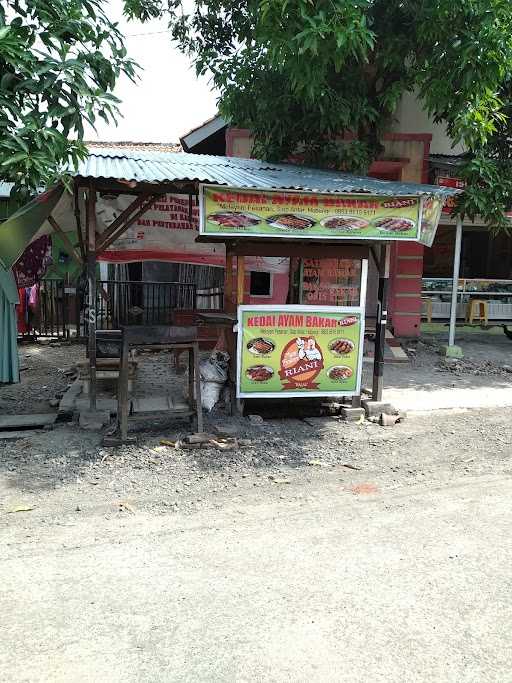 Kedai Ayam Bakar Riani 9