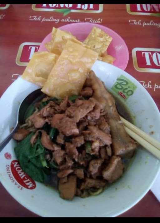 Mie Ayam Ceker Monggo Kerso 4