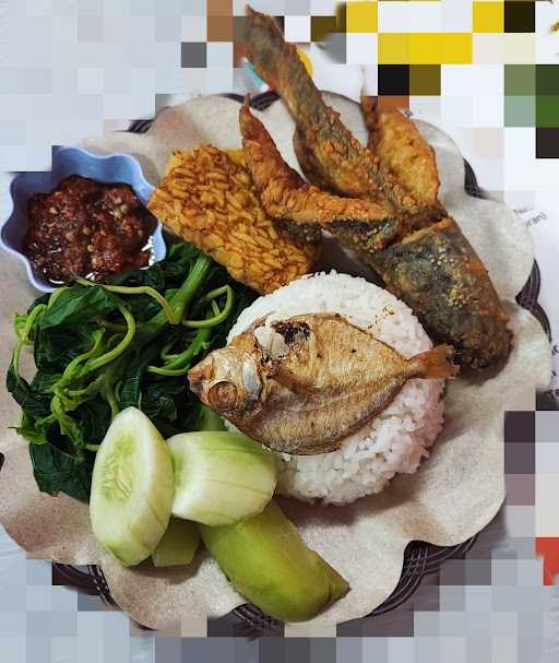 Nasi Tempong Jambaak 1