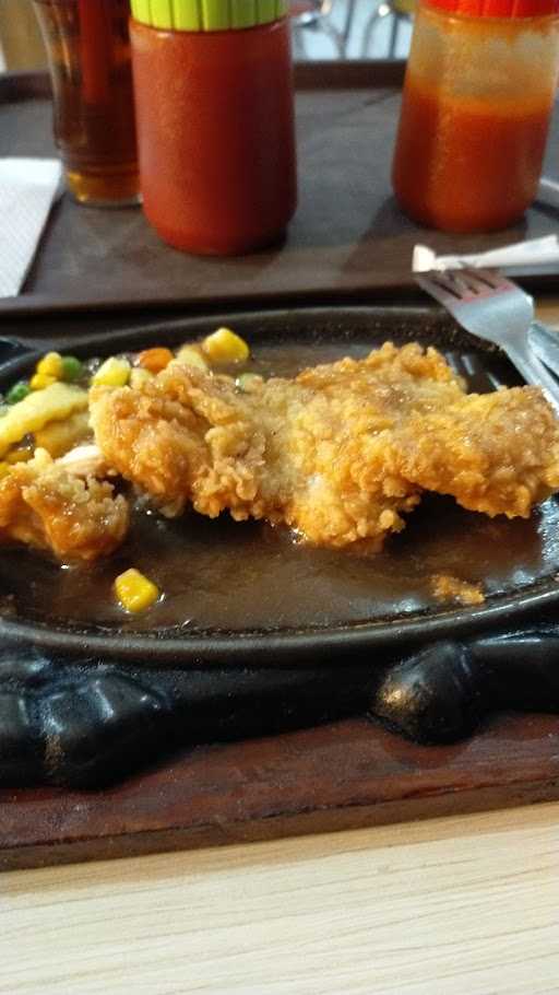 Rocket Chicken Jatibarang Brebes 4