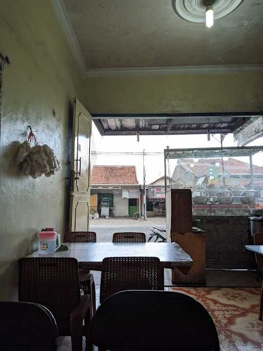 Rumah Makan Padang Sari Bundo 10