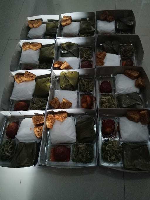 Warung Nasi Ibu Rinah Bulak 2