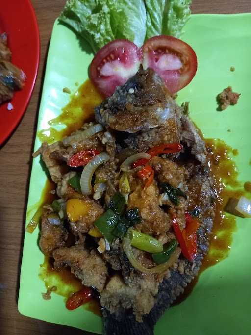 Warung Pedesan Entog Khas Indramayu 6