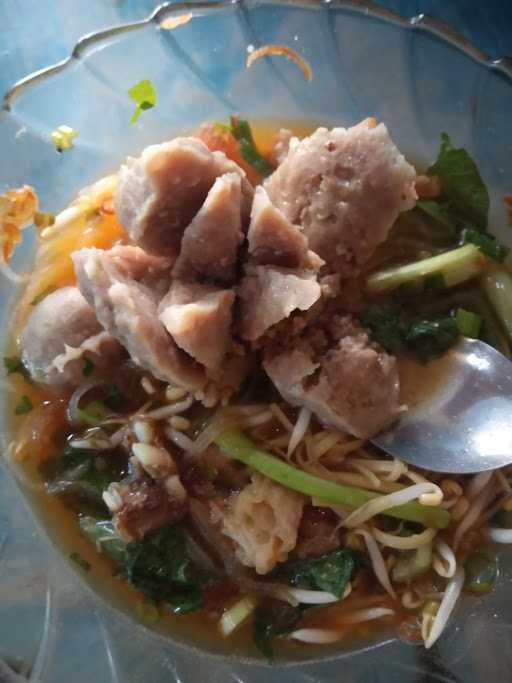 Bakso & Mie Ayam Noni 3