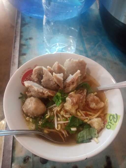 Bakso & Mie Ayam Noni 4