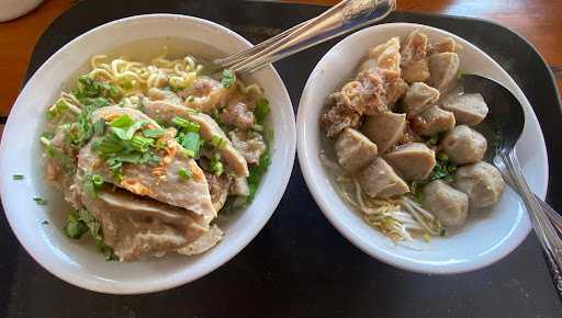 Bakso & Mie Ayam Sahabat 2 6