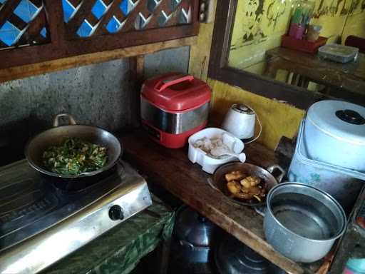 Warung Makan Kang Sastro Jatilawang 1