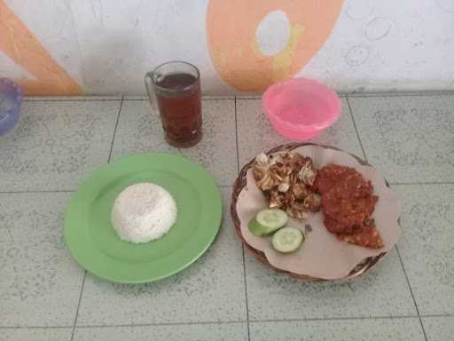 Ayam Penyet Devisal 1