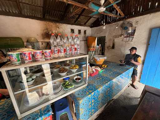 Warung Nasi Ibu Cucu 6