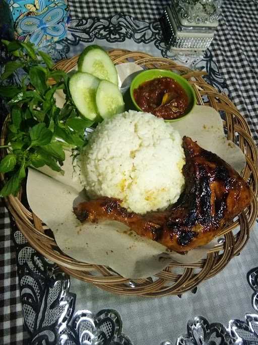 Ayam Bakar Rajasari 10