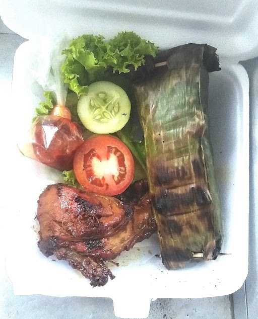 Ayam Bakar Respati 8