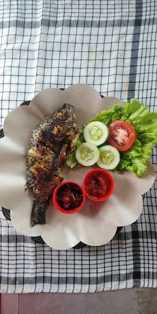 Ayam Bakar Respati 7