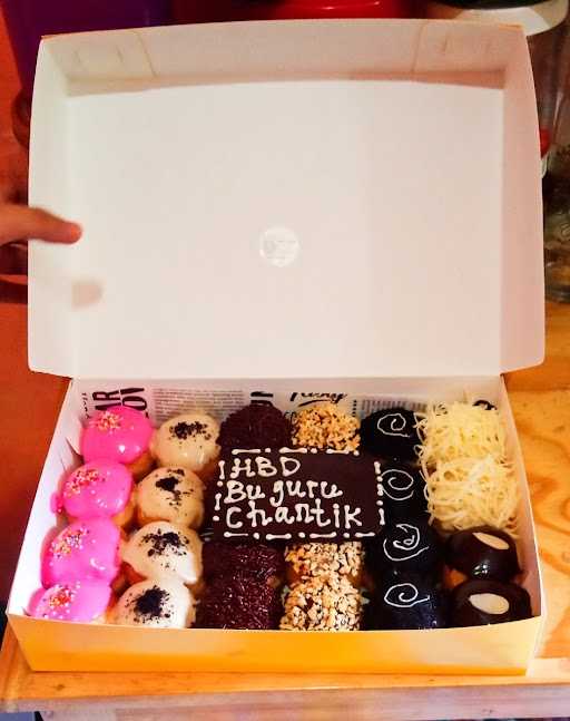 Baim Donut'S 10