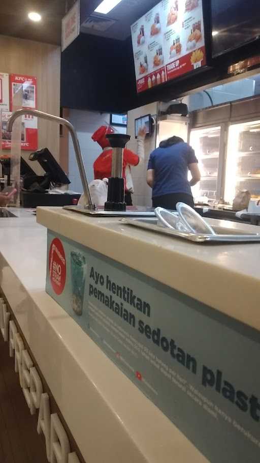 KFC - City Plaza Jatinegara 9