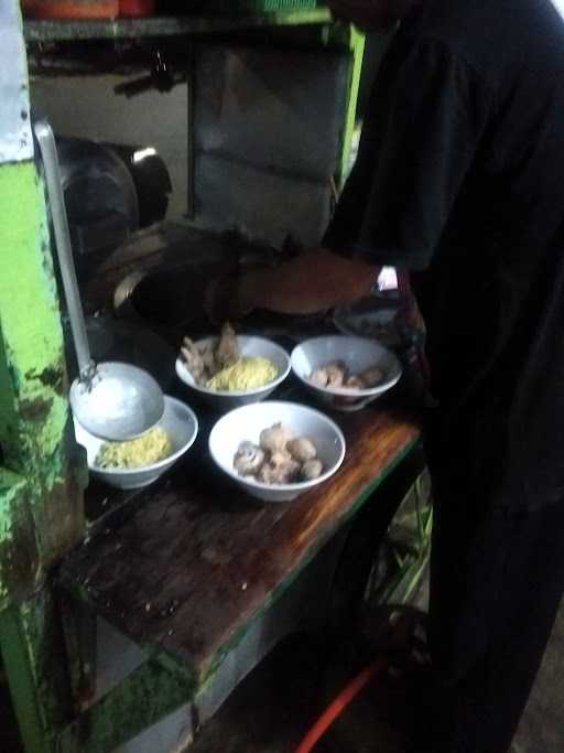 Mie Ayam Bakso Ceker Mas Bas Cibono 3