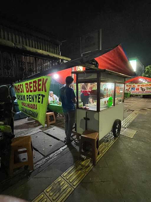 Nasi Bebek Ayam Penyet Khas Madura 1