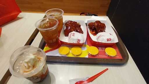 Richeese Factory - City Plaza Jatinegara 8