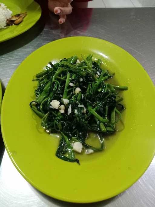 Sarang Seafood Sambal Rawit 5