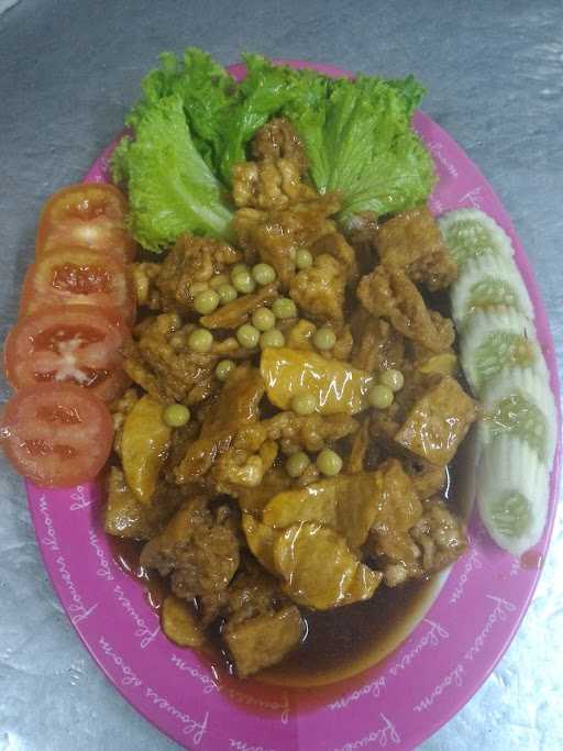 Willing Emerald Chinese & Indonesian Food Cipinang 3