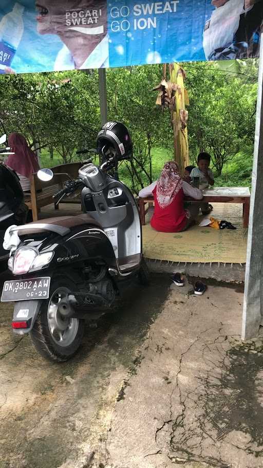 Soto Seger Warung Pojok 4