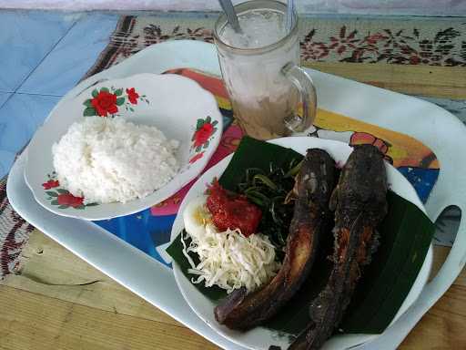 Warung Makan “Mbak Ayuk” 1