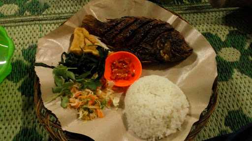 Warung Makan Pak Yanto Jatinom 4