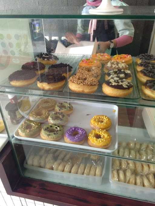 Olin'S Donuts & Bakery 6