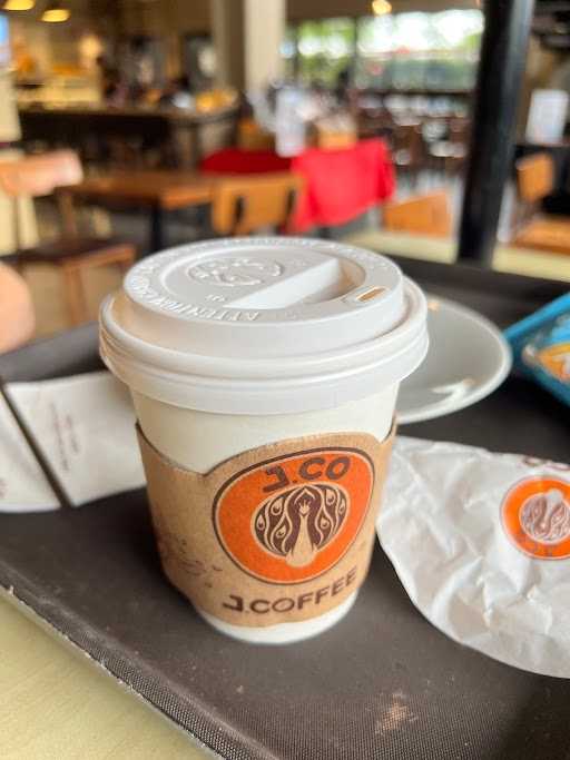 J.Co Donuts 10