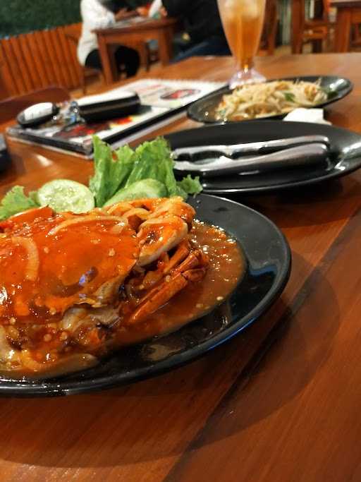 Natuna Seafood Cibubur 6