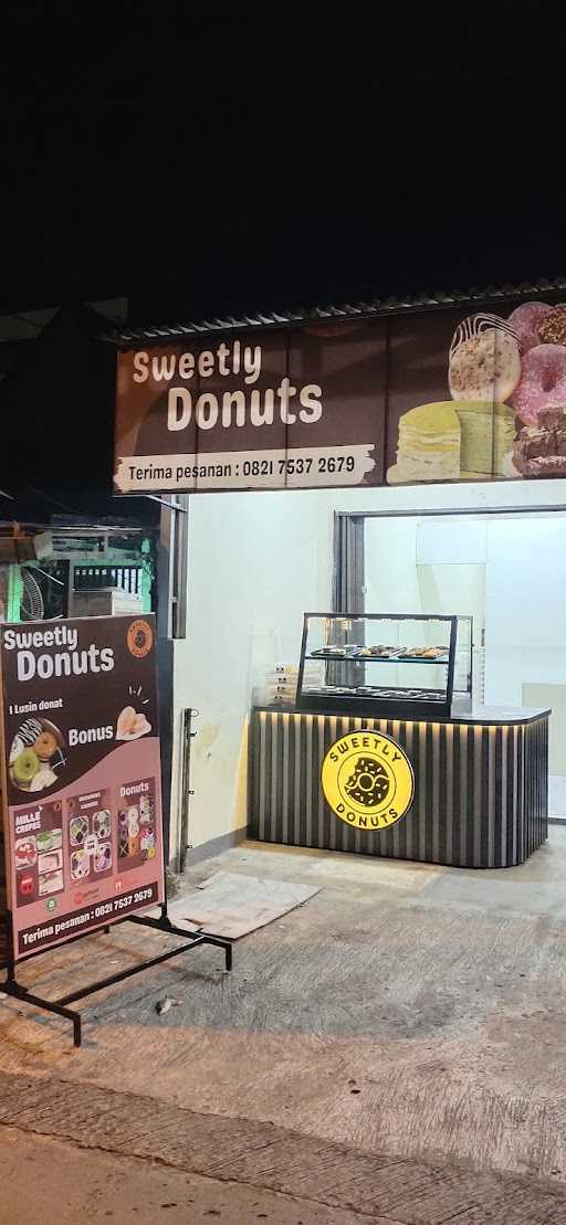 Sweetly Donuts 7