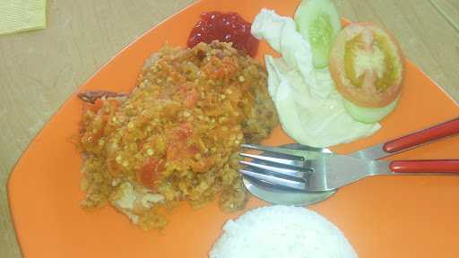 Van Java Fried Chicken & Bakso Benhil 10