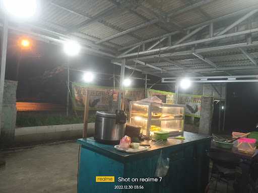 Warung Pecel Lele Uje 2