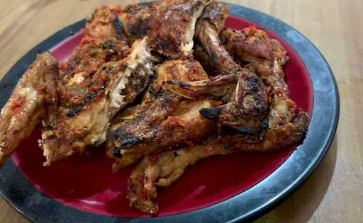 Ayam Bakar Mbok Tiyem 1 10