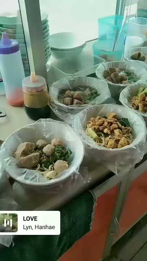 Bakso Dan Mie Ayam Tetangga 4