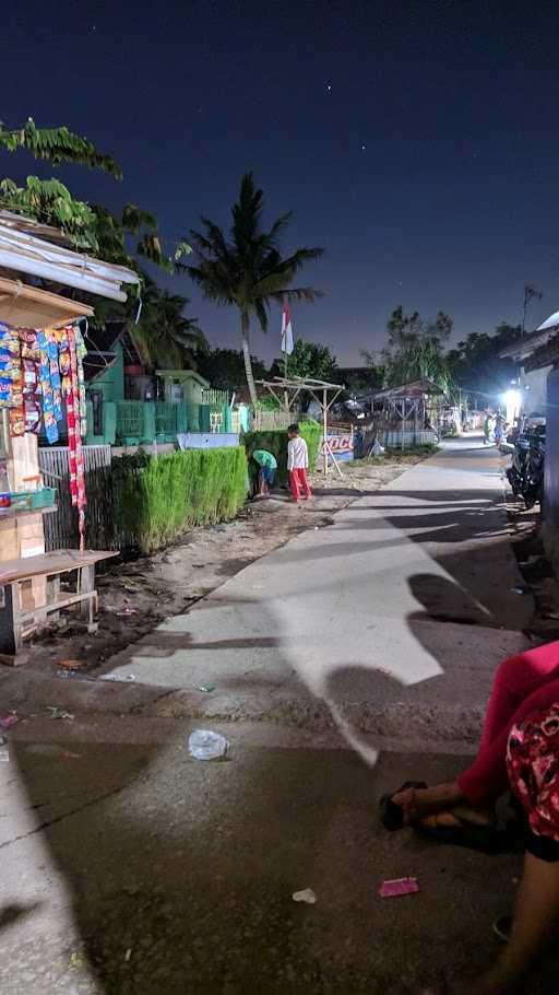 Warung Ibu Eras 8