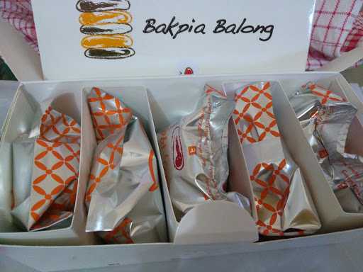 Balong Bakpia Solo (Bakpia Rejeki) 9