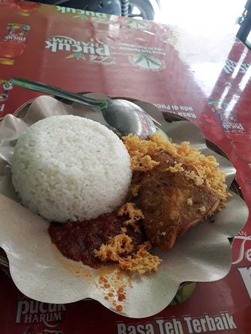 Ayam Geprek Penyet Warung Se 6